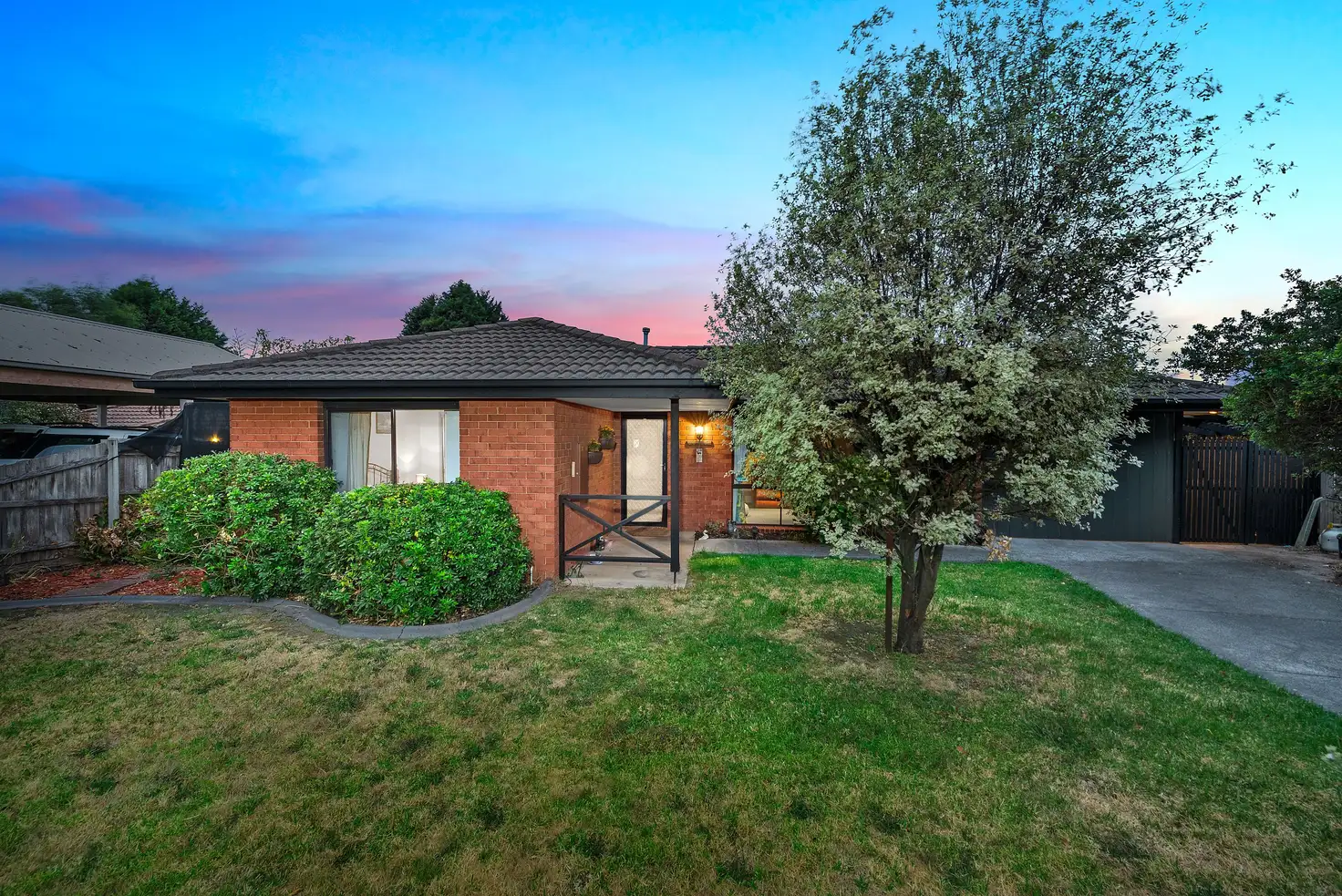 Main view of Homely house listing, 10 Lincoln Avenue, Bayswater VIC 3153