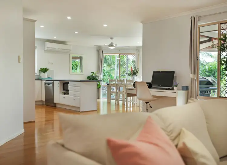 27 Carpenter Court, Worongary QLD 4213