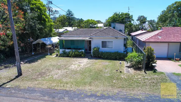 13 Calypta Road, Umina Beach NSW 2257