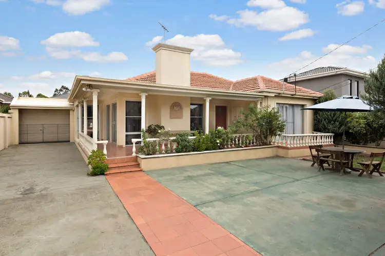12 Black Street, Oakleigh East VIC 3166