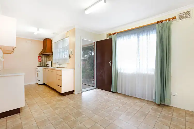 Third view of Homely house listing, 5 Elm Court, Coolaroo VIC 3048