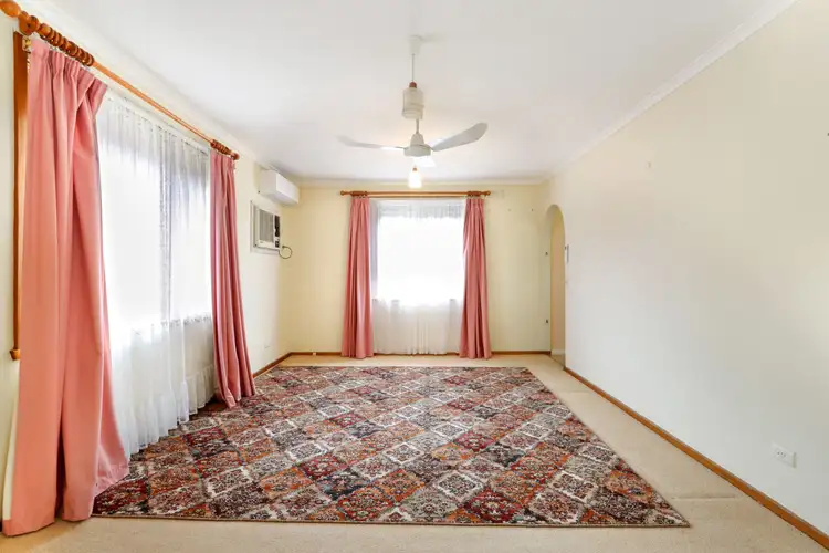 Sixth view of Homely house listing, 5 Elm Court, Coolaroo VIC 3048