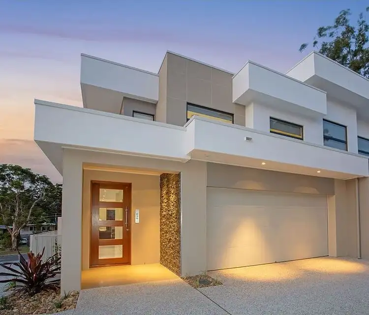 7/206 Cotlew Street, Southport QLD 4215