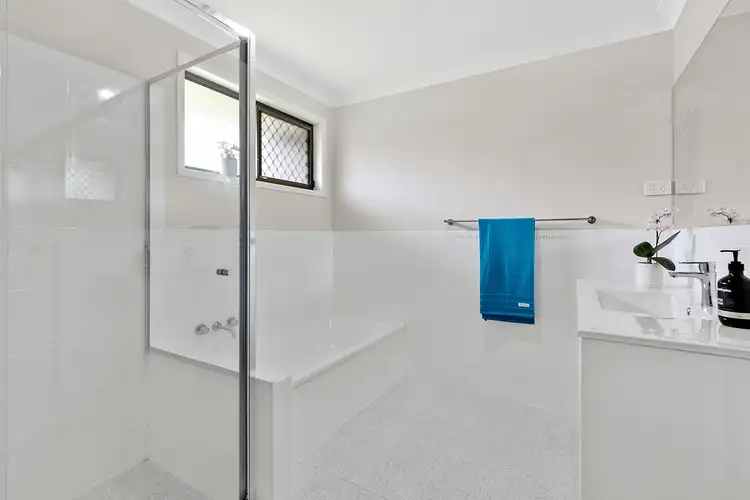 Sixth view of Homely house listing, 1 Mackay Court, Alexandra Hills QLD 4161
