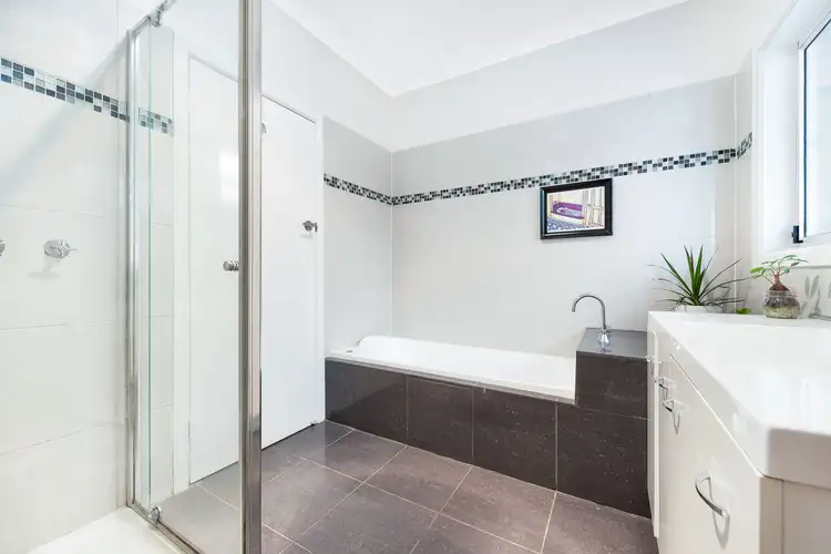 Sixth view of Homely house listing, 5 Huntingdale Road, Chadstone VIC 3148