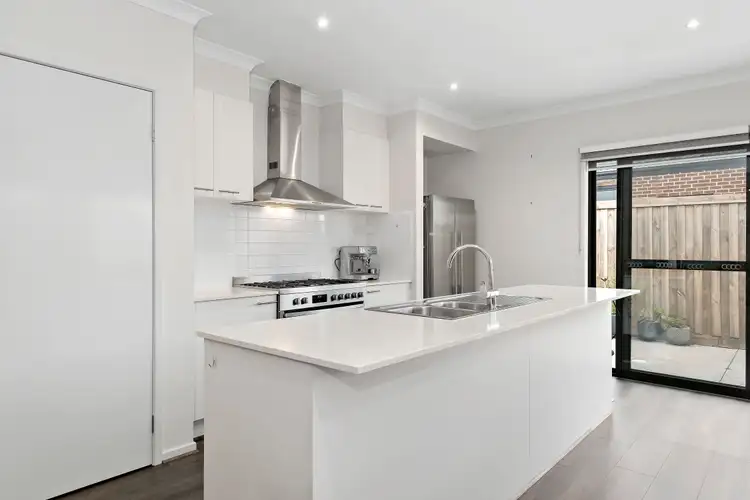 Sixth view of Homely house listing, 4 Wicklow Close, Lalor VIC 3075