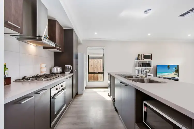 Fifth view of Homely house listing, 15 Cascade Avenue, Wallan VIC 3756