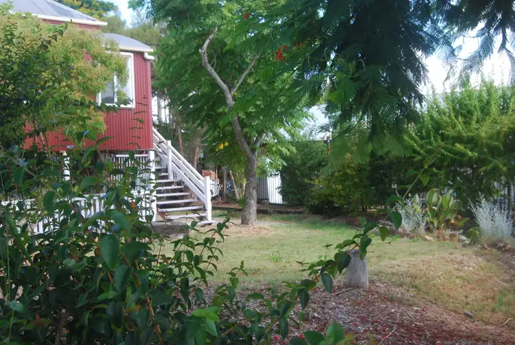 19 James Street, Lowood QLD 4311