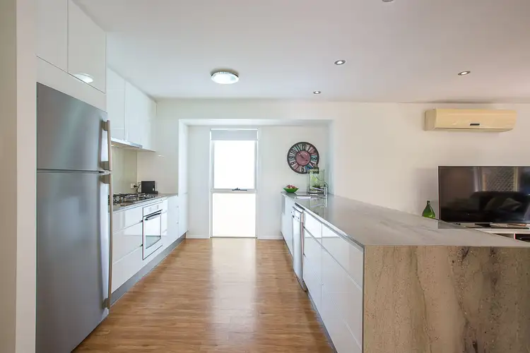 5 Fuji Close, Southport QLD 4215