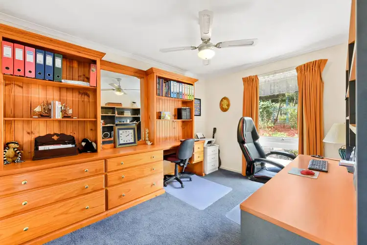 Sixth view of Homely house listing, 7 Patterson Court, Endeavour Hills VIC 3802