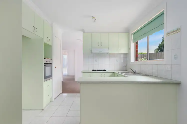 Sixth view of Homely house listing, 3 Capri Court, Pakenham VIC 3810