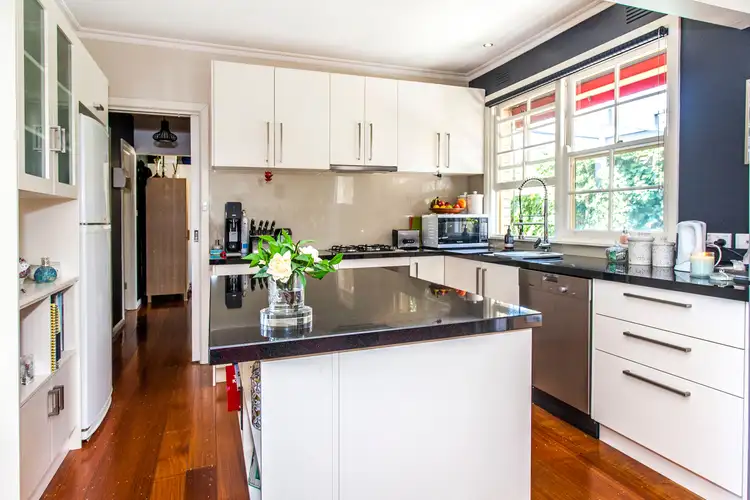 Fourth view of Homely unit listing, 2/18 Bruarong Crescent, Frankston South VIC 3199