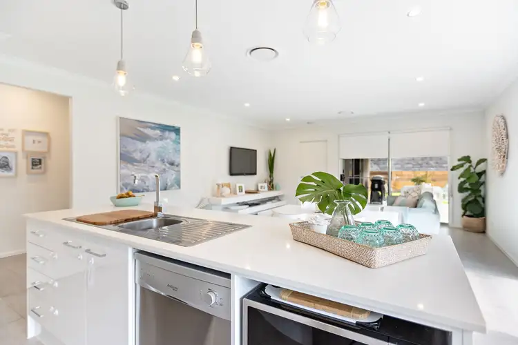 Fifth view of Homely house listing, 25 Floresta Crescent, Cameron Park NSW 2285