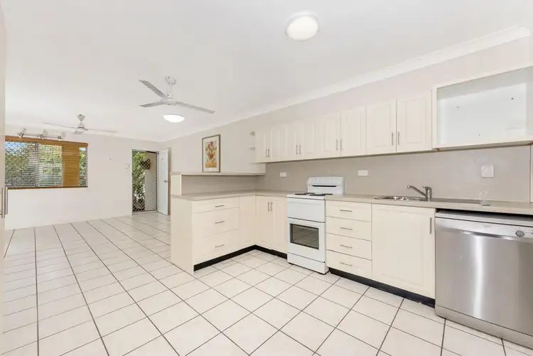 Fifth view of Homely unit listing, 2/71 Albany Road, Pimlico QLD 4812