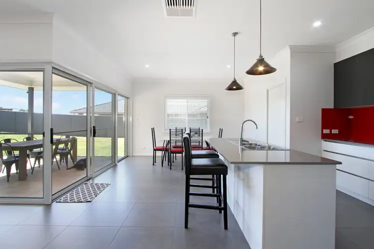 Sixth view of Homely house listing, 4 Faringdon Street, Tamworth NSW 2340