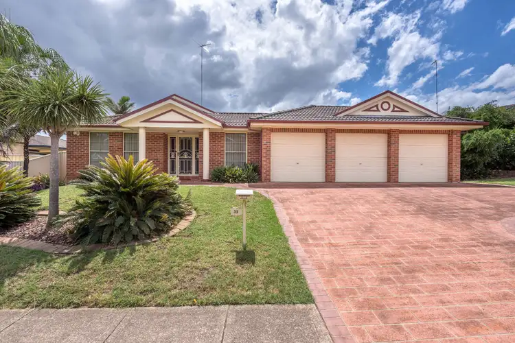 33 Allison Drive, Glenmore Park NSW 2745