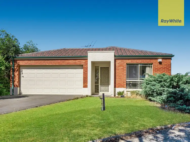 2 Lydeamore Place, Kurunjang VIC 3337