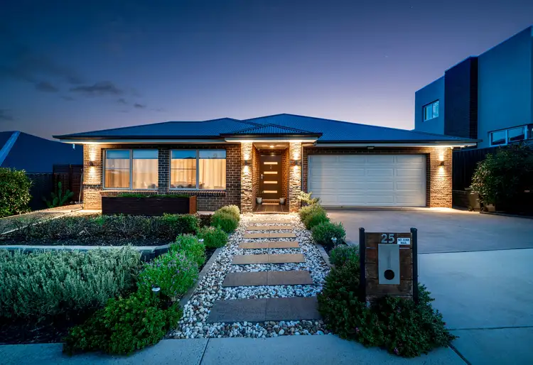 25 Peter Cullen Way, Wright ACT 2611