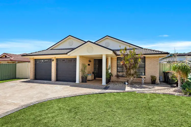 6 Avon Close, Albion Park NSW 2527