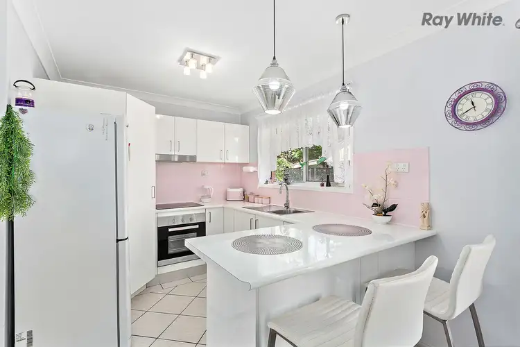 Second view of Homely villa listing, 6/5 Madden Street, Oak Flats NSW 2529