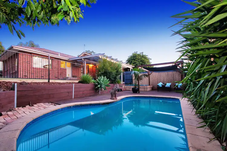 11 Savanna Drive, Mooroolbark VIC 3138