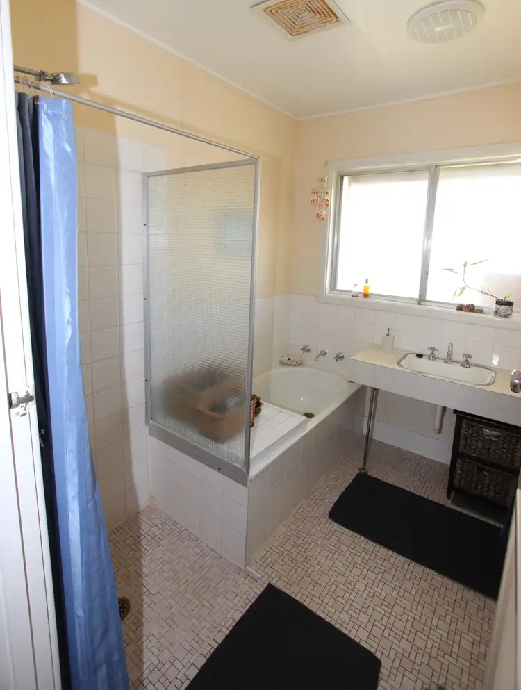 Seventh view of Homely house listing, 5 Gregory Way, Bulgarra WA 6714