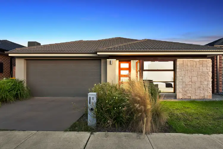 8 Rosina Drive, Officer VIC 3809