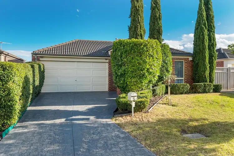 Main view of Homely house listing, 5 Bowral Loop, Craigieburn VIC 3064