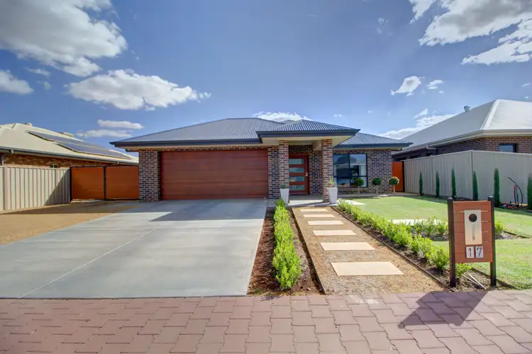 17 Barrington Street, Renmark SA 5341