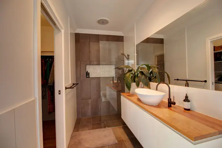 Fifth view of Homely house listing, 17 Barrington Street, Renmark SA 5341
