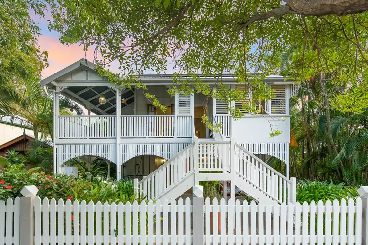 18 Sixth Street, South Townsville QLD 4810