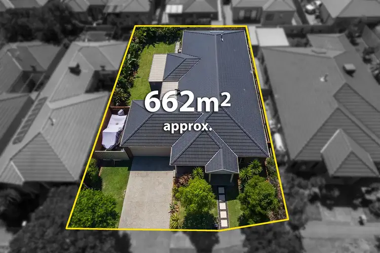 Fourth view of Homely house listing, 10 Glengarry Place, Craigieburn VIC 3064