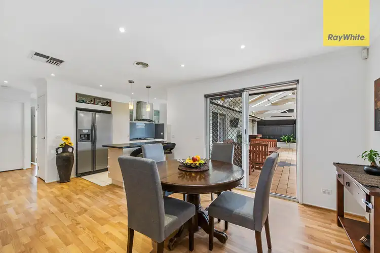 Sixth view of Homely house listing, 2 Rebecca Court, Hillside VIC 3037