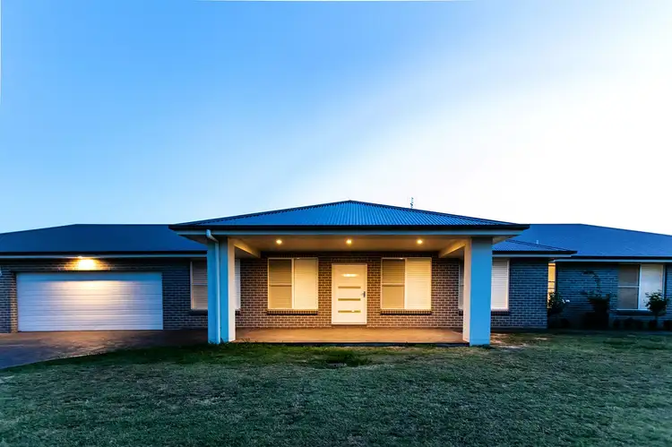 46 Manning Road, Orange NSW 2800
