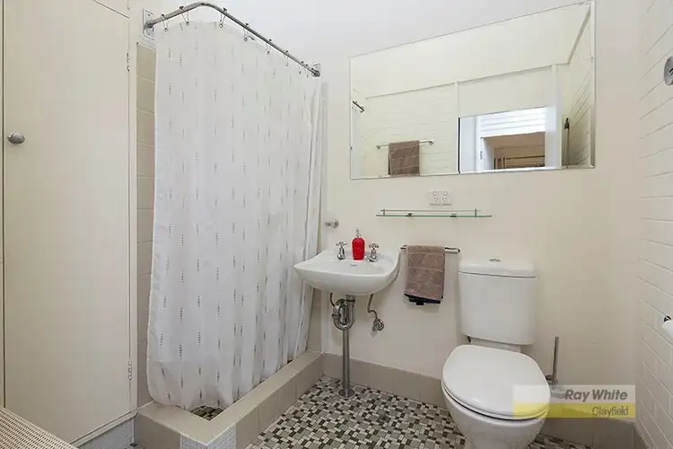 Seventh view of Homely unit listing, 1/70 Kent Road, Wooloowin QLD 4030