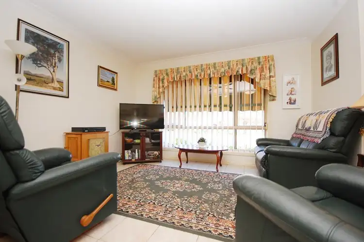 Sixth view of Homely villa listing, 8a Robrick Close, Griffith NSW 2680