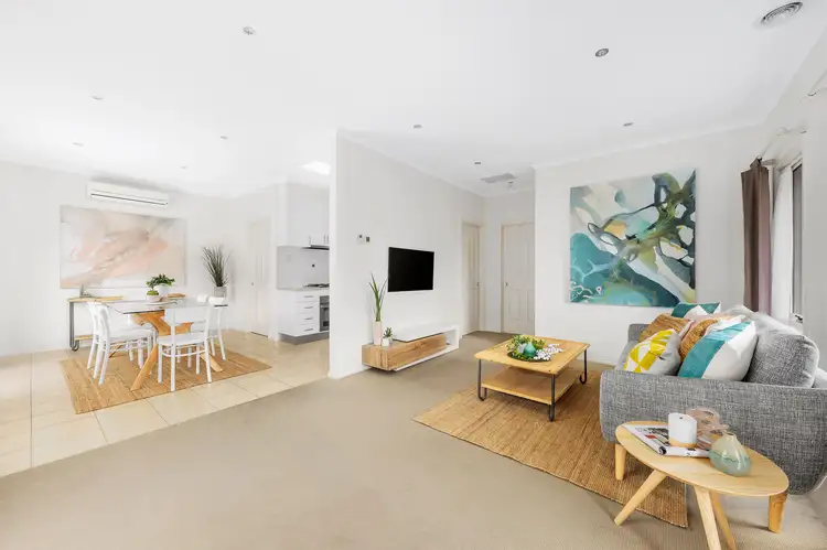 Main view of Homely unit listing, 2/80 Torbay Street, Macleod VIC 3085