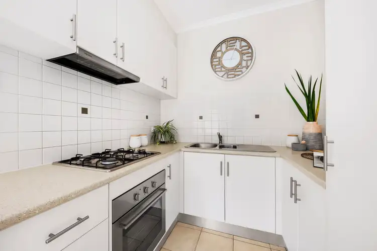 Fourth view of Homely unit listing, 2/80 Torbay Street, Macleod VIC 3085
