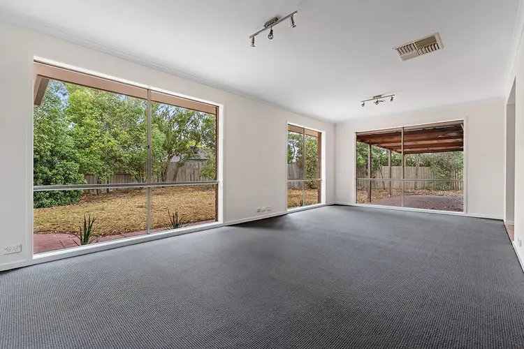 Third view of Homely house listing, 5 Yeovil Court, Craigieburn VIC 3064