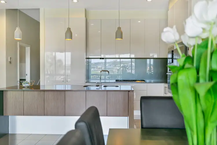 98 Highfield Drive, Craigburn Farm SA 5051