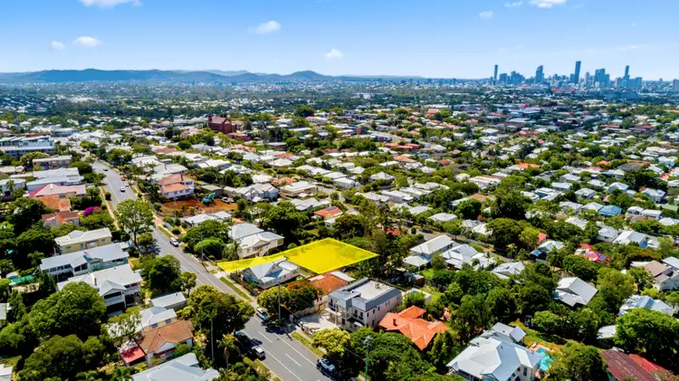 84 Cracknell Road, Annerley QLD 4103