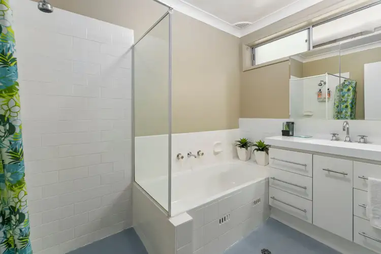Seventh view of Homely house listing, 6 Kembla Crescent, Ruse NSW 2560