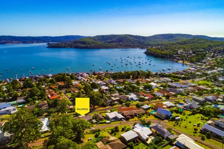 Fourth view of Homely house listing, 32 The Corso, Saratoga NSW 2251