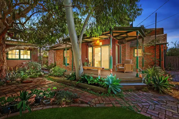 232 Oriel Road, Heidelberg West VIC 3081