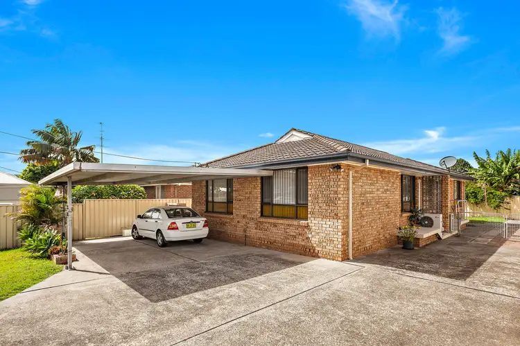 Main view of Homely block of units listing, 5 Lake Entrance Road, Warilla NSW 2528