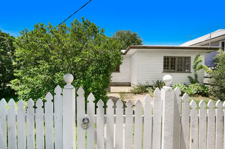 36 Tilley Street, Redcliffe QLD 4020