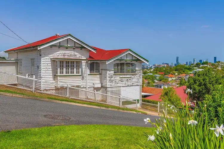71 Robe Street, Grange QLD 4051