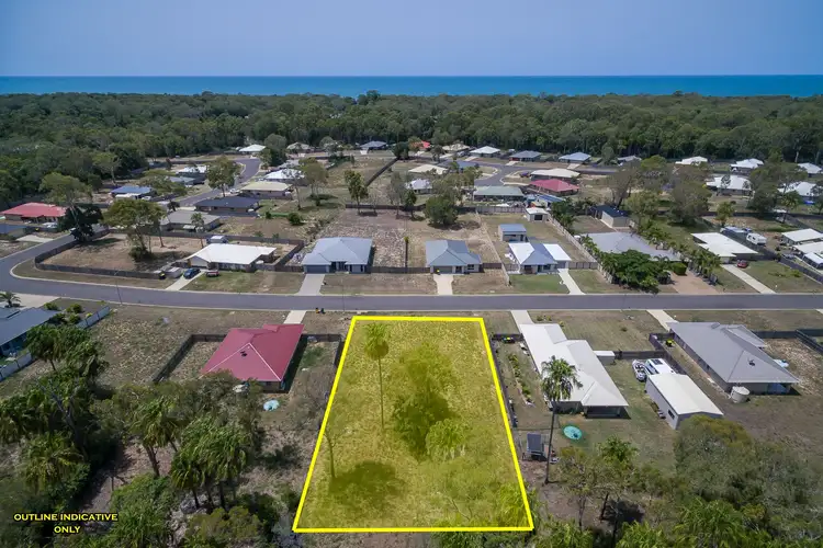 33 Regency Road, Moore Park Beach QLD 4670