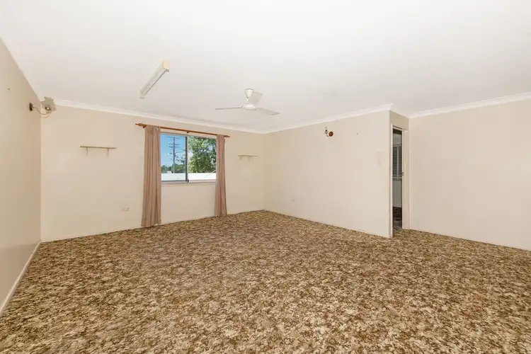 Second view of Homely house listing, 2/1 Ryrie Crescent, Rasmussen QLD 4815