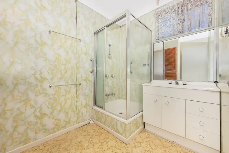 Fifth view of Homely house listing, 2/1 Ryrie Crescent, Rasmussen QLD 4815